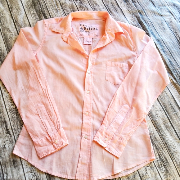 Frank & Eileen Barry Pink Salmon Sheer Buttoned - Picture 3 of 13